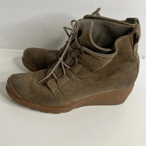 SOREL Toronto Waterproof Suede Wedge Lace Bootie - Picture 4 of 9